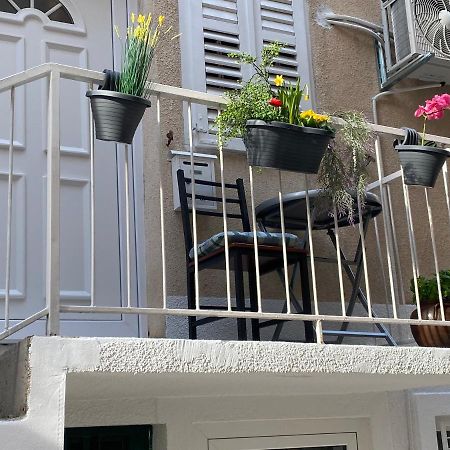 Apartments Calla Makarska Esterno foto