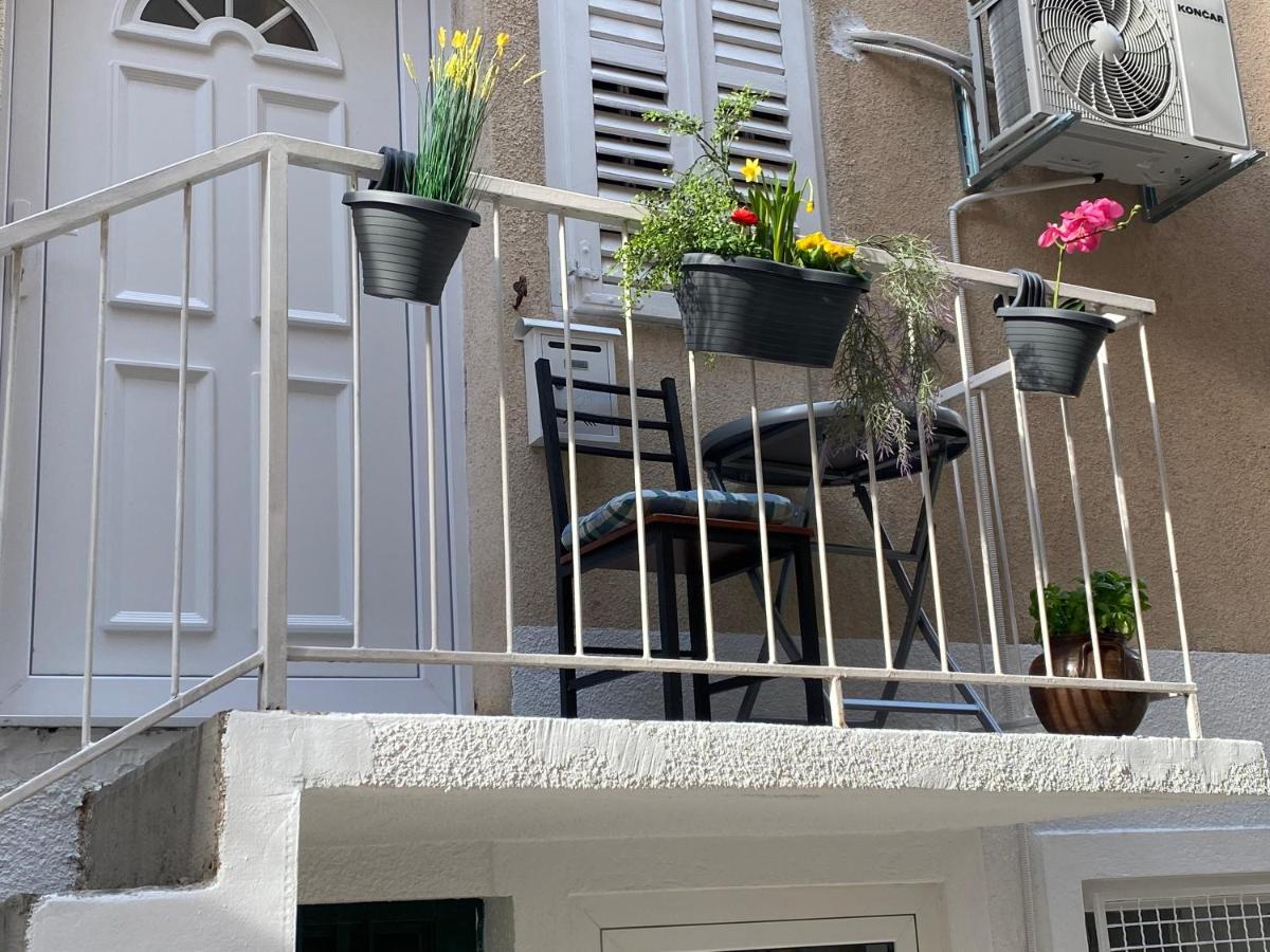 Apartments Calla Makarska Esterno foto