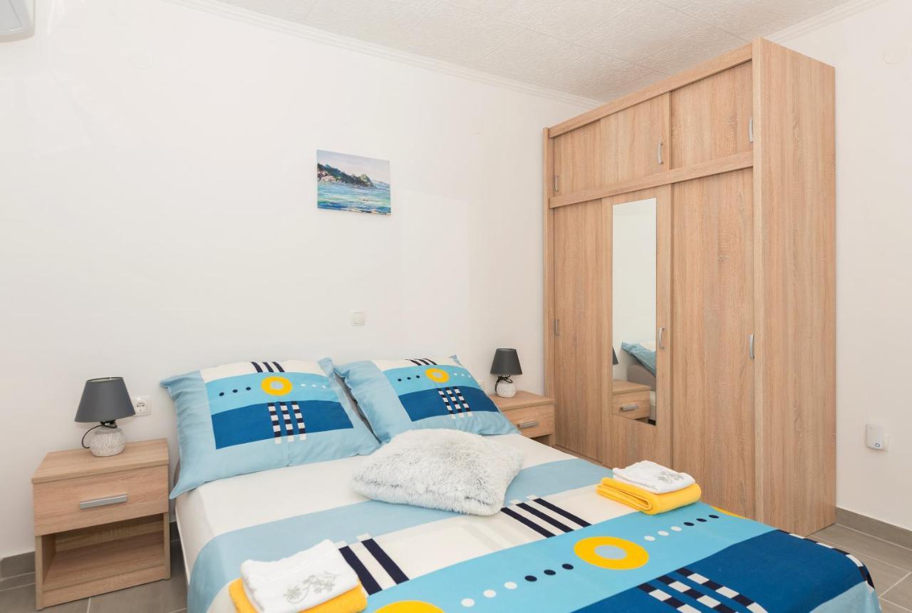 Apartments Calla Makarska Esterno foto