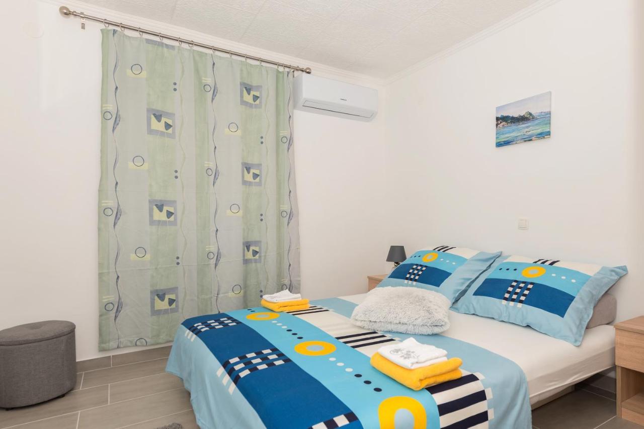 Apartments Calla Makarska Esterno foto